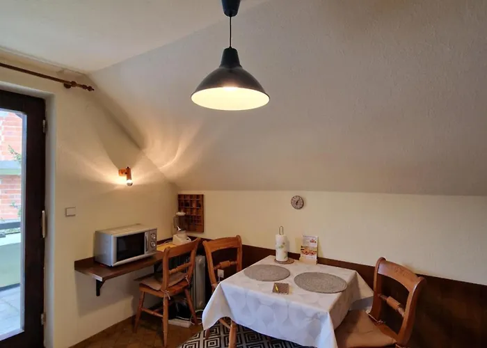 Vila Nana Bled Apartments & Rooms