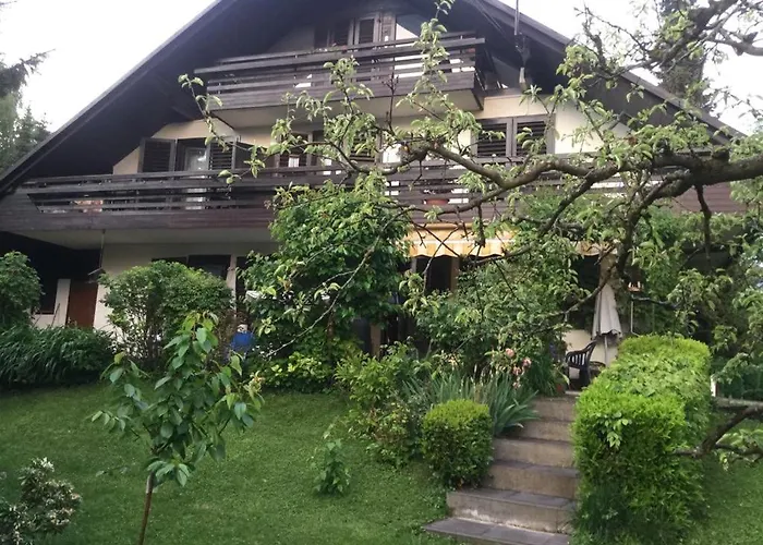Vila Nana Bled Apartments & Rooms